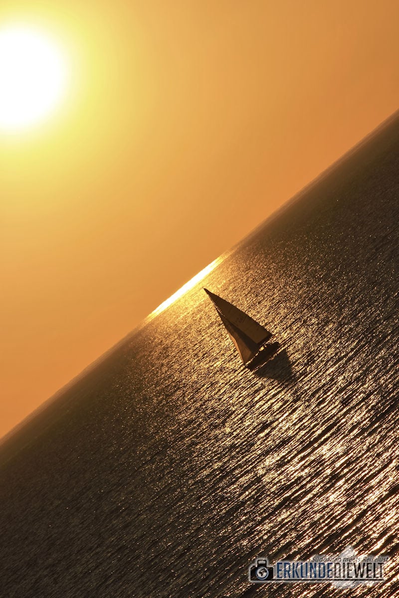 Mittelmeer Kreuzfahrt - Sonnenuntergang mit Segelschiff
