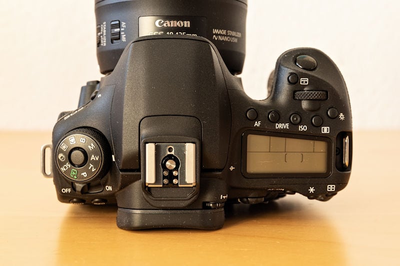 Canon EOS 90D - Schulterdisplay