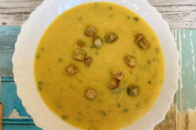 Zucchini-Kokos-Cremesuppe