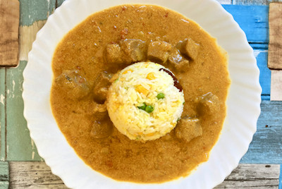 Rogan Josh - Indisches Lammcurry mit Gemüsereis