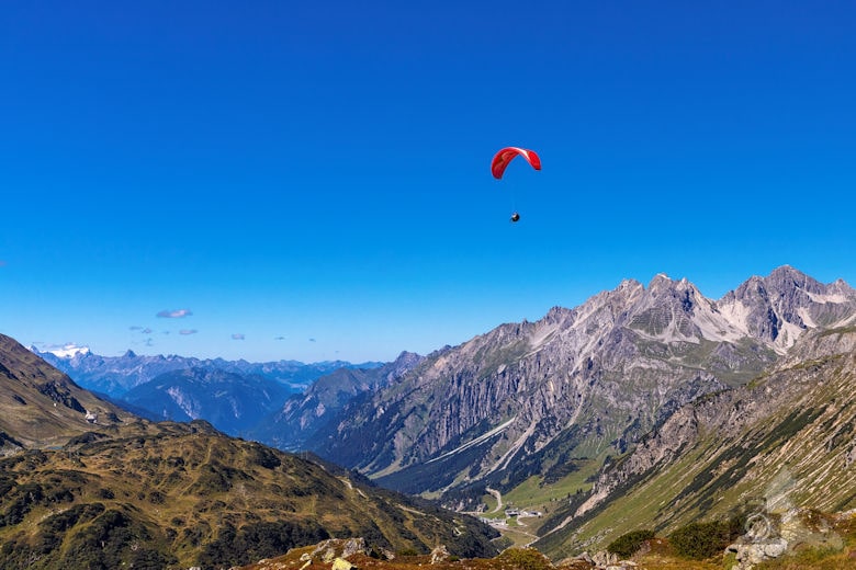 Galzig Rundwanderung Mutspuren - Paraglider