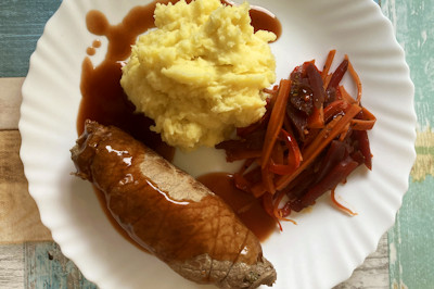 Deutsche Küche – Rinderroulade Sous Vide mit Stampf & rotem Gemüse