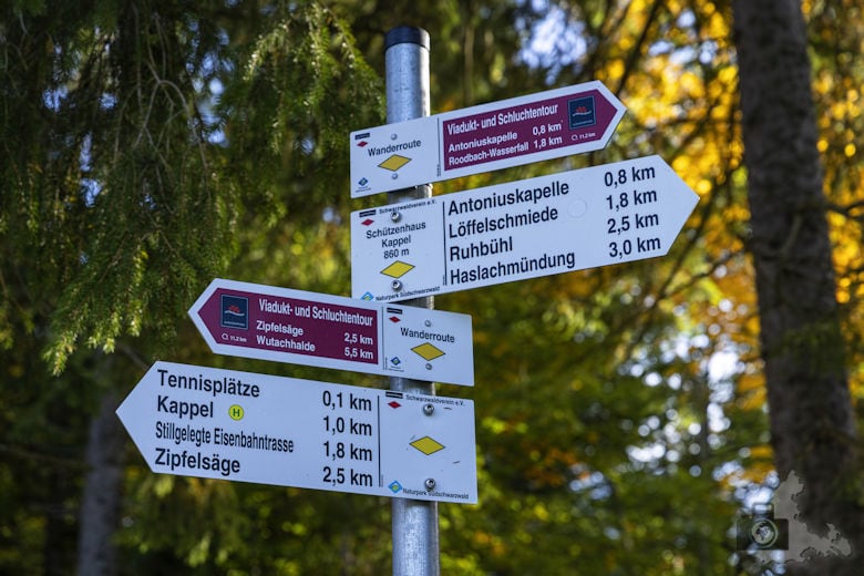 Schwarzwälder Genießerpfad - Viadukt- und Schluchtentour im Herbst - Wegweiser