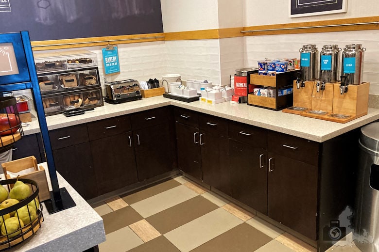 Hampton Inn & Suites Washington, D.C., Navy Yard - Frühstück