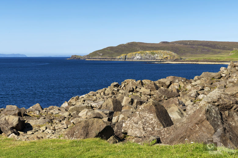 Isle of Skye Highlights - Duntulm Castle Viewpoint