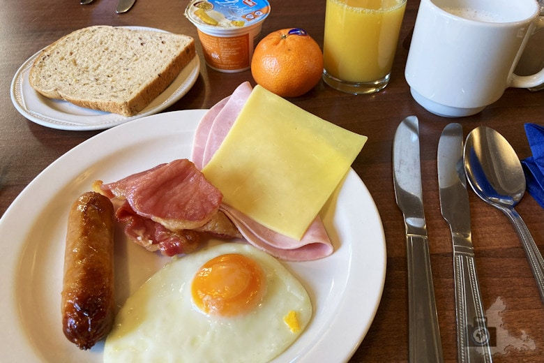 Alexandra Hotel, Frühstück