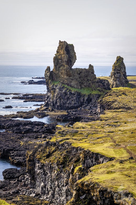 Island, Halbinsel Snæfellsnes, Lóndrangar View Point