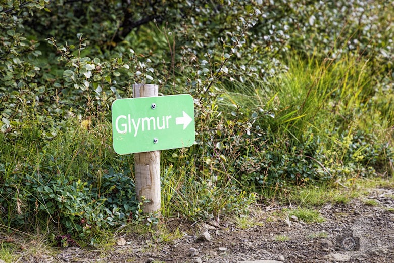Glymur Wasserfall Wanderung - Wegweiser