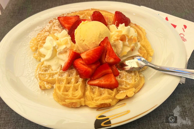 Waffeln & Erdbeeren