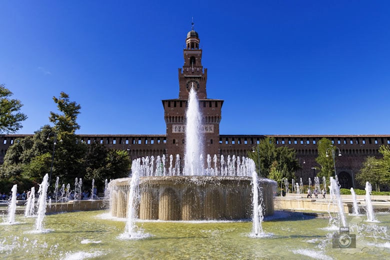 Brunnen, Mailand, Italien