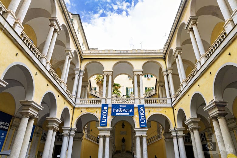 Innenhof, Universität, Genua
